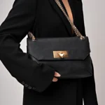 Bolsa Hélene Shoulder Timeless Média Couro Preto — vista 5