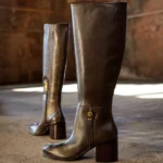 Bota Eternal Cano Alto Salto Bloco Couro Marrom Dark Brown — vista 5