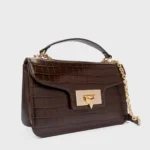 Bolsa Shoulder Catarina Média Couro Croco Marrom Dark Brown — vista 2