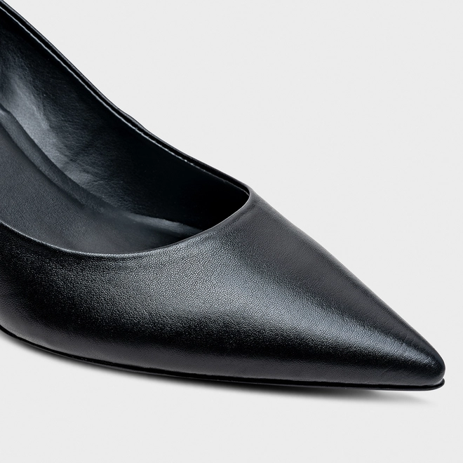 Scarpin Valentina Salto Fino Couro Preto