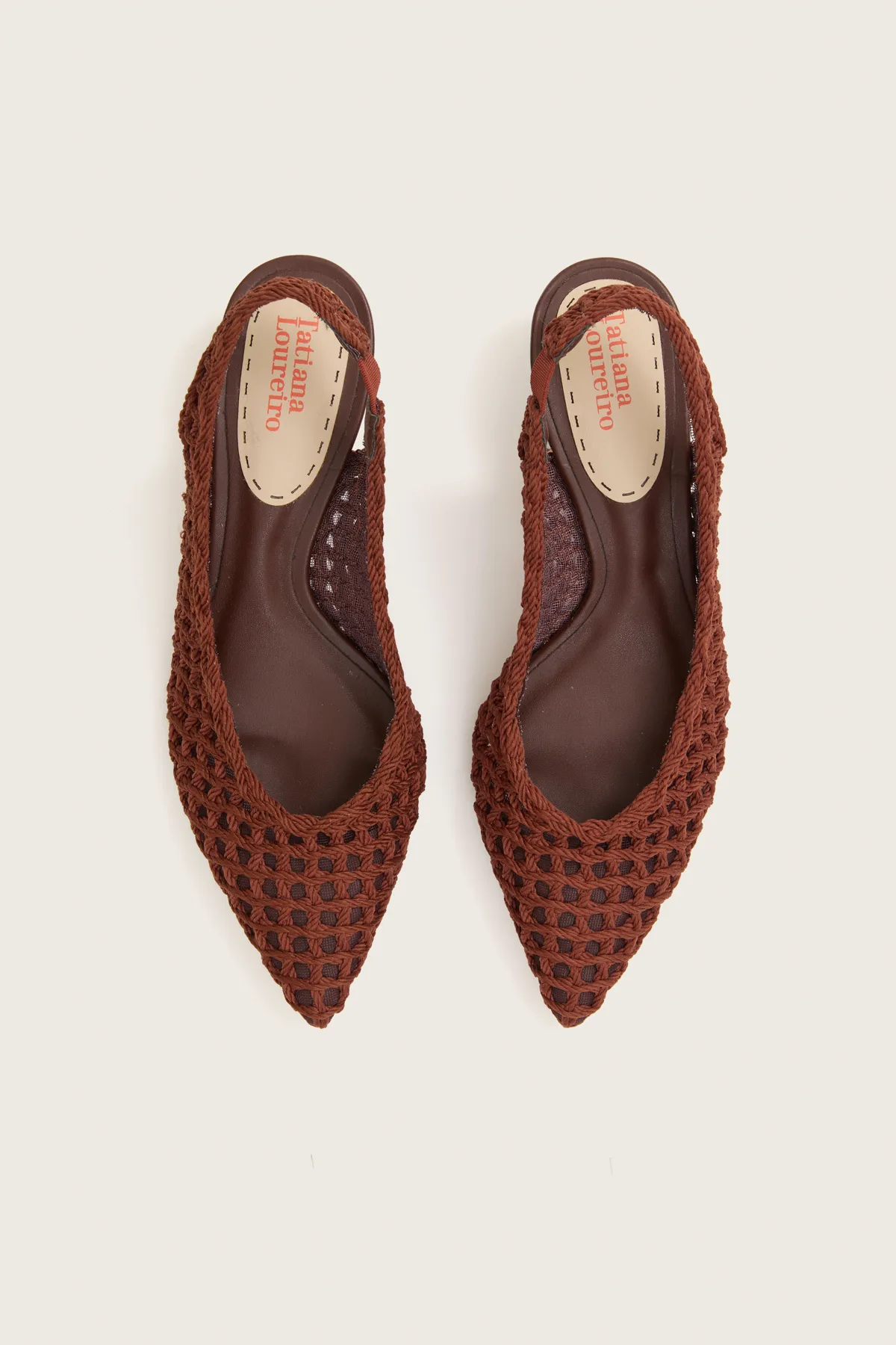 SCARPIN SLINGBACK PONTO TRICÔ PINHÃO