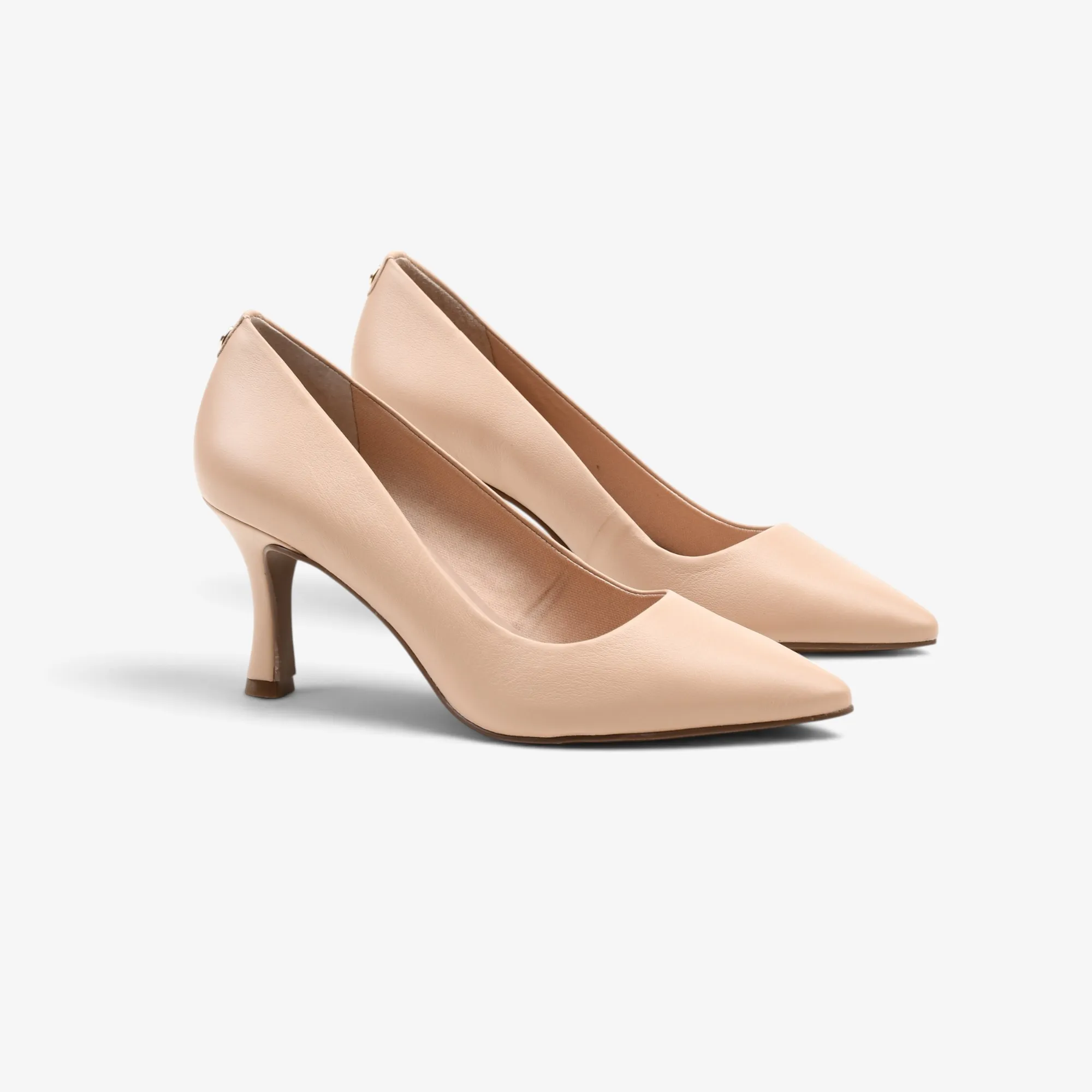 Scarpin Nude Areia Couro